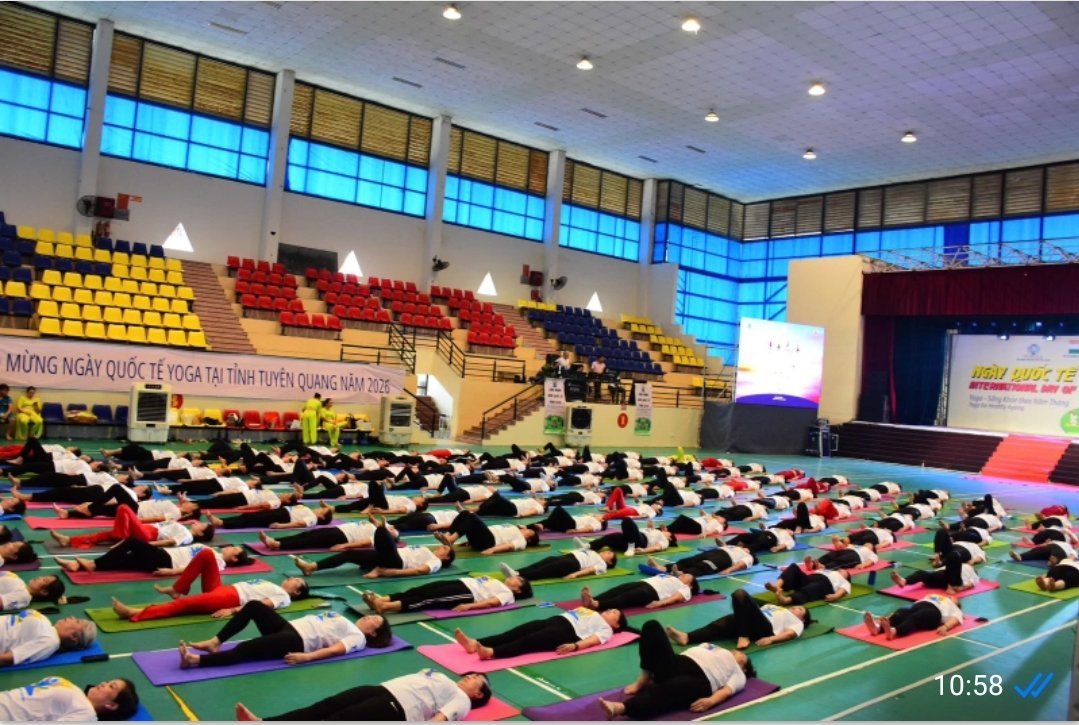 Vibrant Yoga session in the lead-up to the 12th IDY 2026 at Tuyen Quang