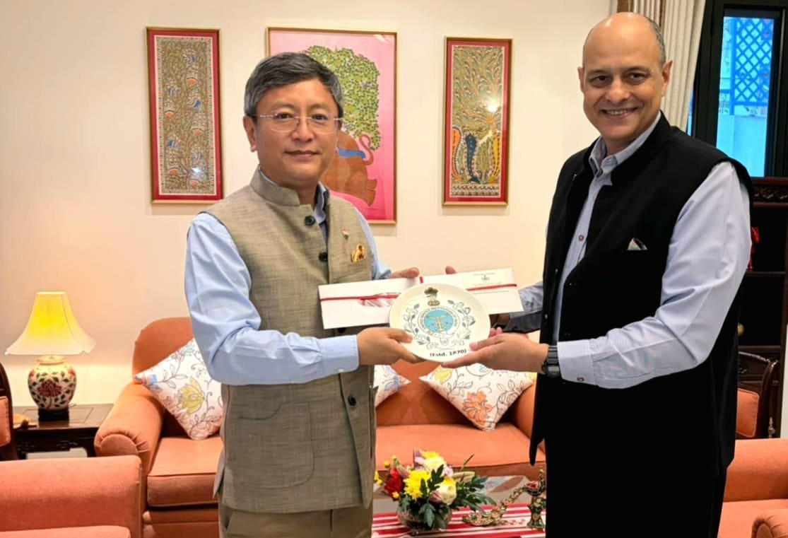 Ambassador met with Delegation from the United Services Institution of India