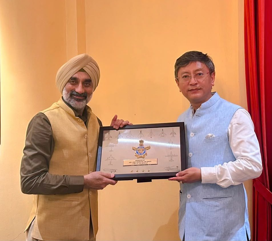 Visit of  Air Chief Marshal AP Singh, PVSM, AVSM, Chief of the Air Staff to Vietnam