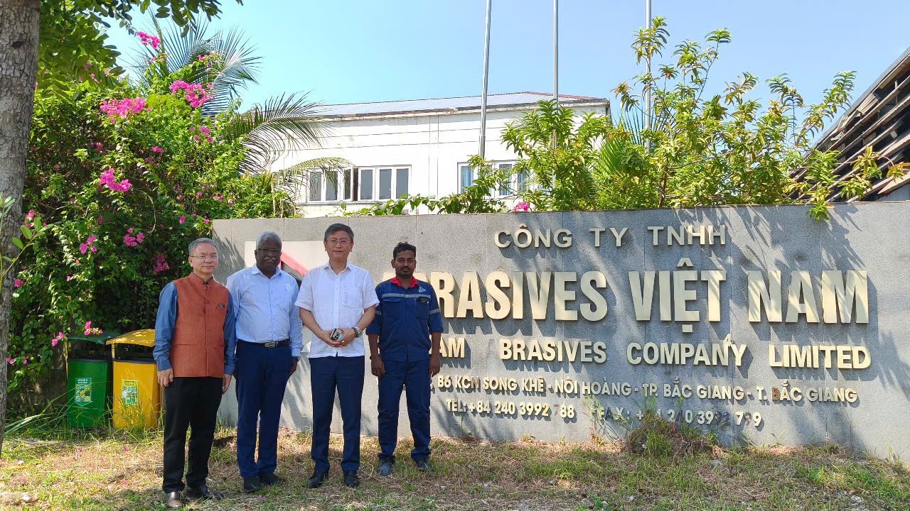 Ambassador visited Vietnam Abrasives Company Limited, a subsidiary of SNAM Group, on 09 October 2026