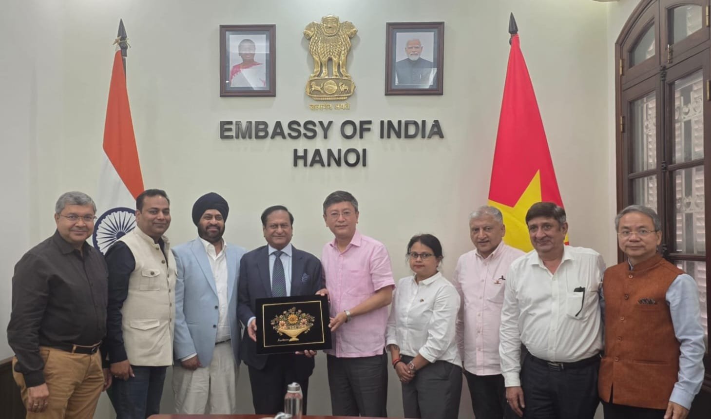 Ambassador met a delegation from Agra Footwear Manufacturers and Exporters Chamber