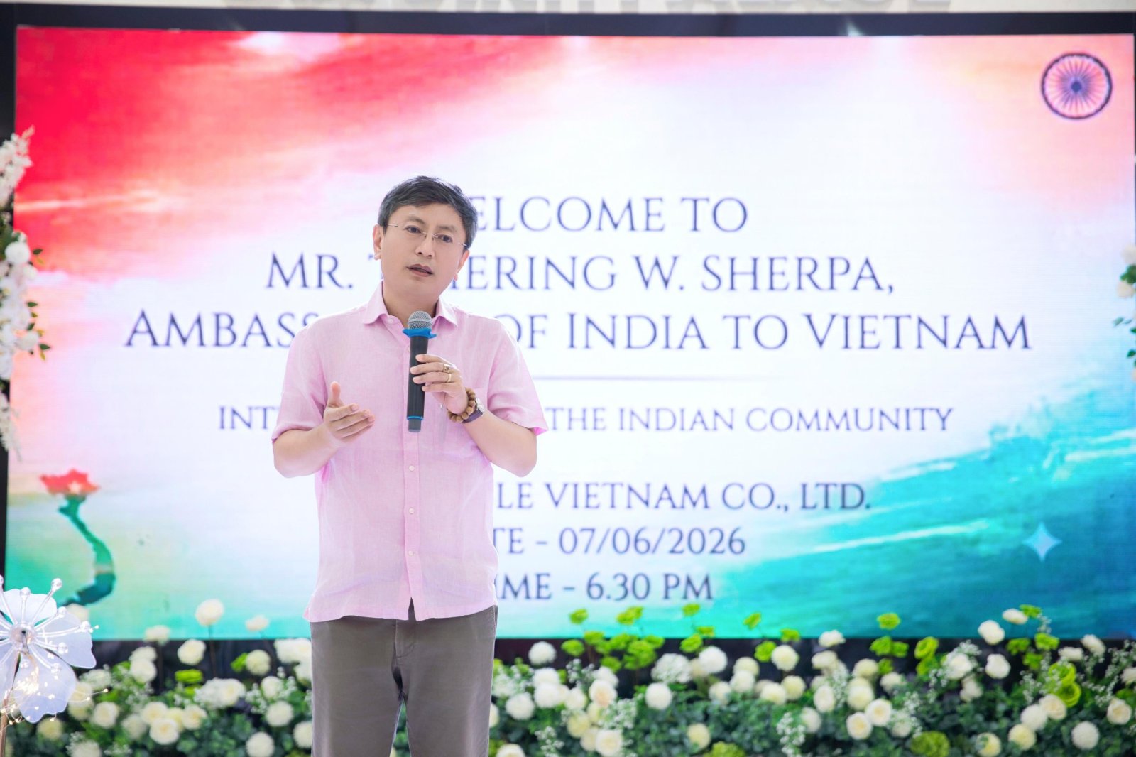 Ambassador's visit to Luc Yen Commune and interaction with Indian Marble companies