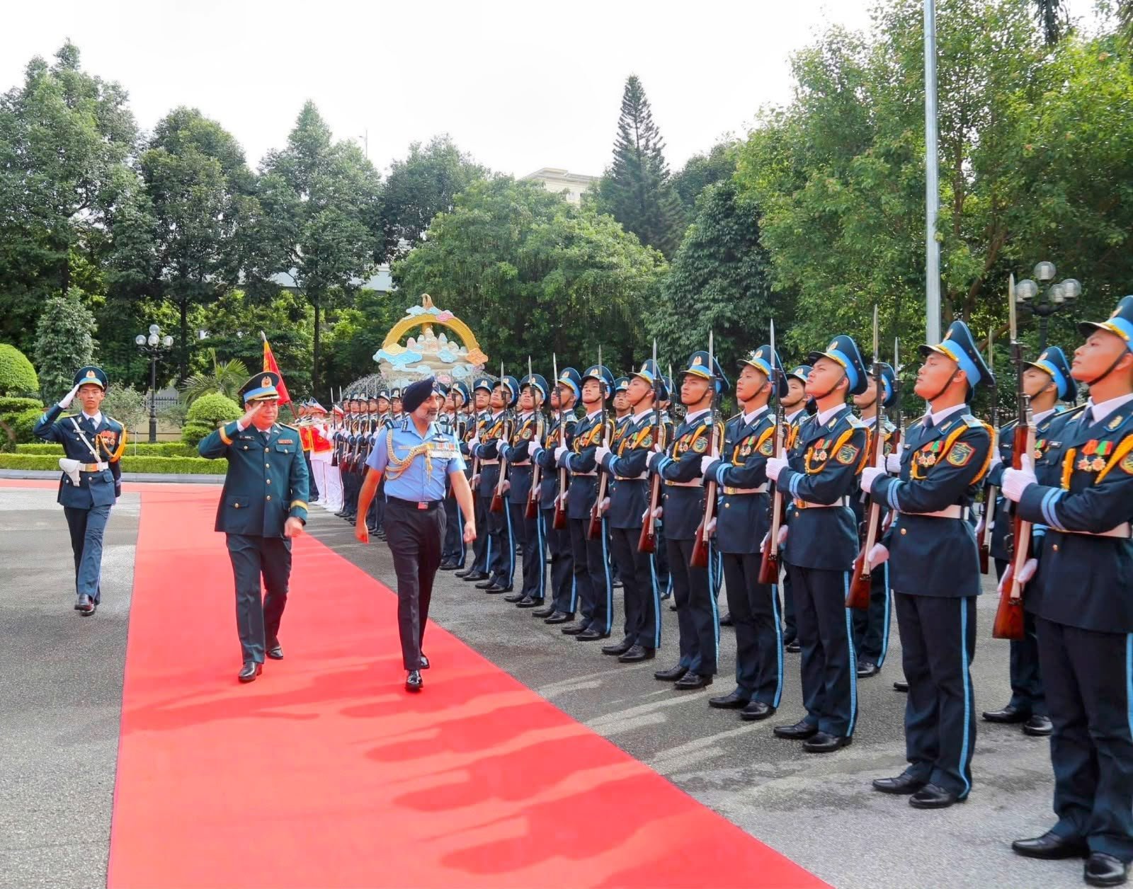 Visit of  Air Chief Marshal AP Singh, PVSM, AVSM, Chief of the Air Staff to Vietnam
