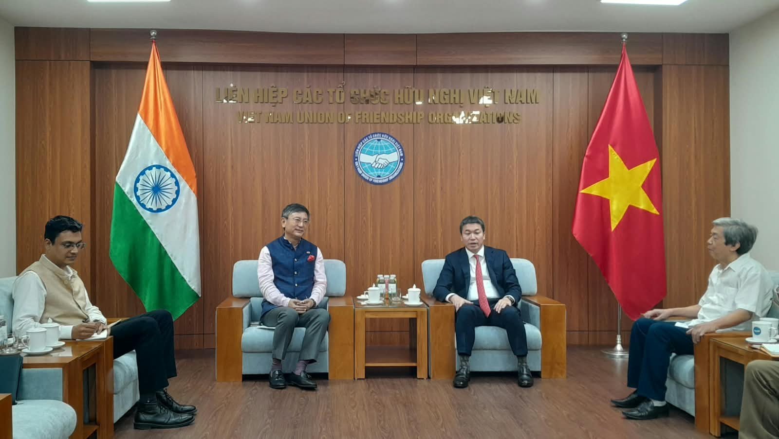 Ambassador met Dr. Phan Anh Son, President, Vietnam Union of Friendship Organisations on 29 September 2026