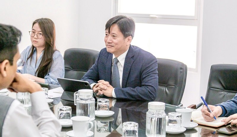 Ambassador's meeting with President of the Diplomatic Academy of Viet Nam