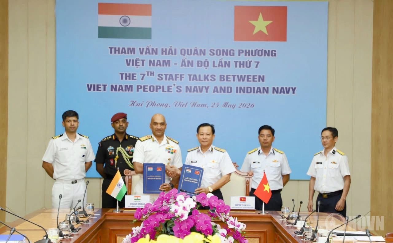 7th Navy-to-Navy Staff Talks in Hai Phong, Vietnam