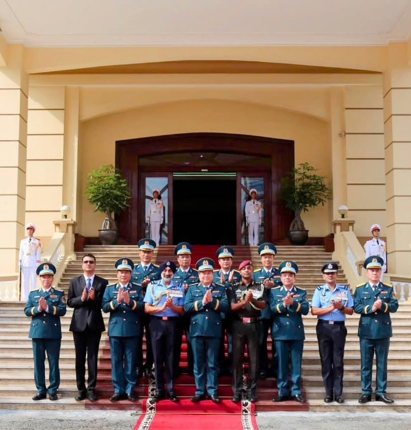 Visit of  Air Chief Marshal AP Singh, PVSM, AVSM, Chief of the Air Staff to Vietnam