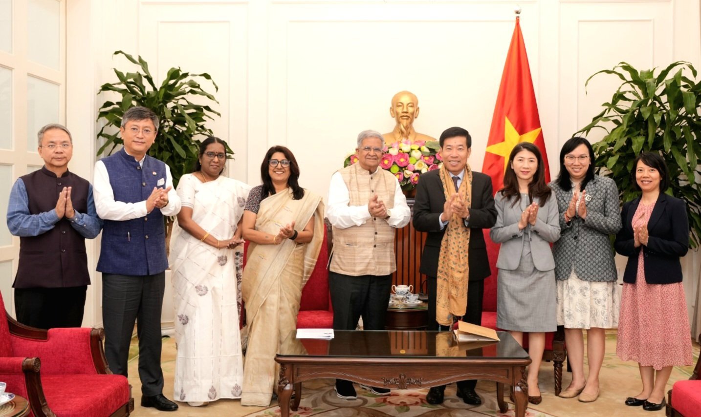 Shri Kanubhai Desai, Hon'ble Minister for Finance, Urban Development &Urban Housing, Government of Gujarat met H.E. Nguyen Manh Cuong, Deputy Minister of Foreign Affairs in Hanoi on 20 October 2026