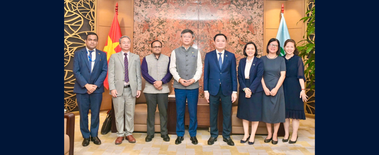 Ambassador met Mr. Le Ngoc Son, Chairman of the Vietnam Oil and Gas Group (PetroVietnam)