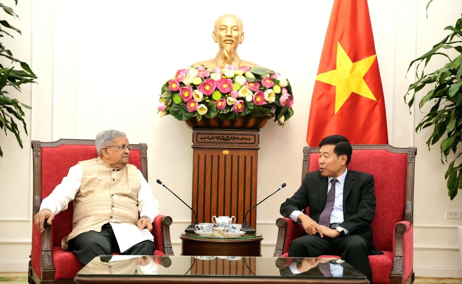 Visit of Minister for Finance, Urban Development & Urban Housing, Government of Gujarat to Viet Nam