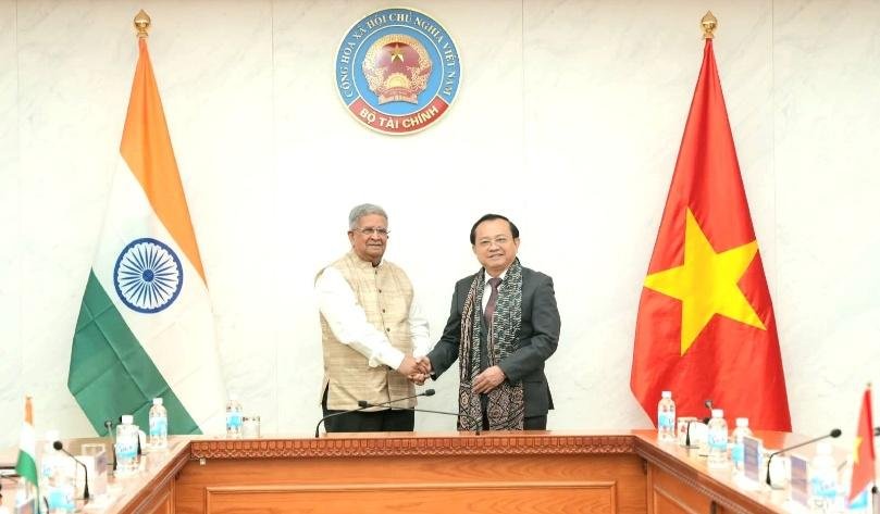 Visit of Minister for Finance, Urban Development & Urban Housing, Government of Gujarat to Viet Nam
