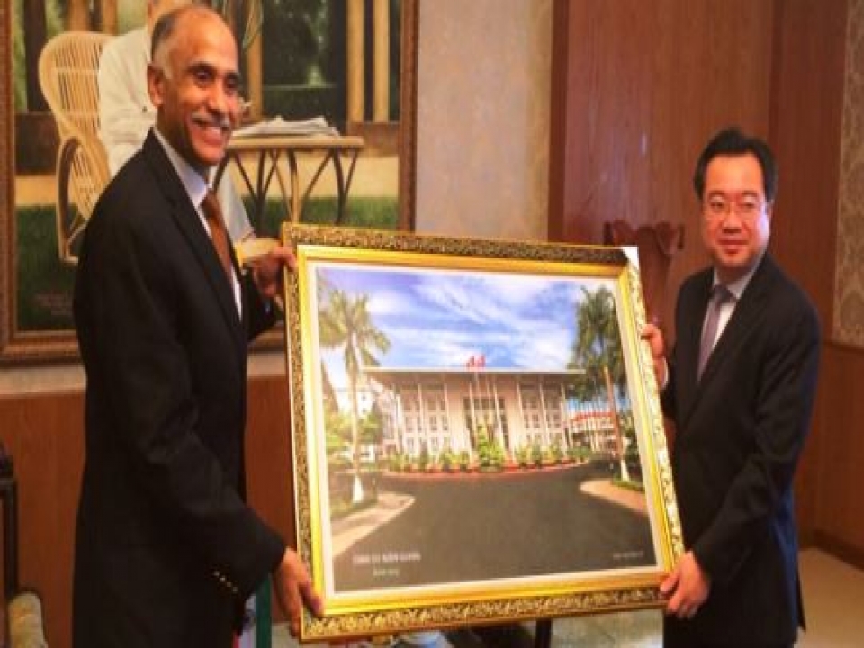 Ambassador meets Party Secretary of Kien Giang Province