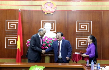 Ambassador P. Harish called on Chairman of the People's Committee of Soc Trang Province HE Mr. Tran Van Chuyen and discussed means to enhance economic engagement and people-to-people cooperation between India and the Province.