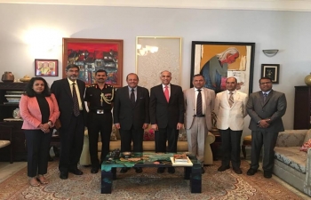 Ambassador P. Harish hosted a lunch for the delegation of Institute of Defence Studies and Analyses led by its Director General Amb. Sujan Chinoy which is on a visit to Vietnam for interaction with The Institute for Defense Strategy of the Ministry of National Defense of Vietnam.