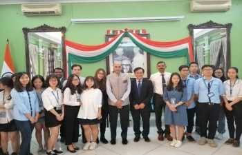 Interaction with students of Diplomatic Academy of Vietnam