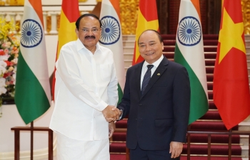 Hon'ble Vice President met Prime Minister Nguyen Xuan Phuc and discussed means of further strengthening the Comprehensive Strategic Partnership between the two countries.