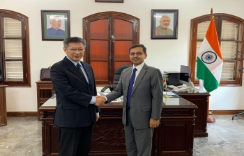 Ambassador meets Vice Chairman of External Relation Commission of CPV