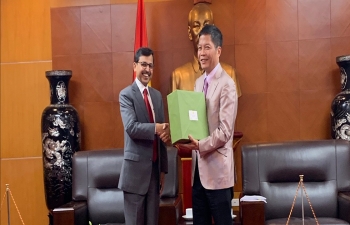 Ambassador meets Minister of Industry and Trade