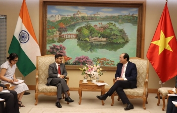 Ambassador meets with the Chairman of the Office of Government (Prime Minister’s Office) of Vietnam