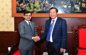 Ambassador Pranay Verma meets Editor-in-Chief of Nhan Dan Newspaper and Central Committee Member of the Communist Party of Vietnam