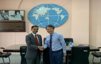 Ambassador meets President of Diplomatic Academy of Vietnam (DAV)