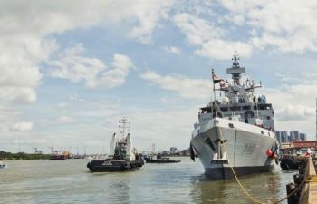 Visit of INS KILTAN to Vietnam