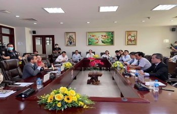 Ambassador Visits HCM-UTE, Vietnam