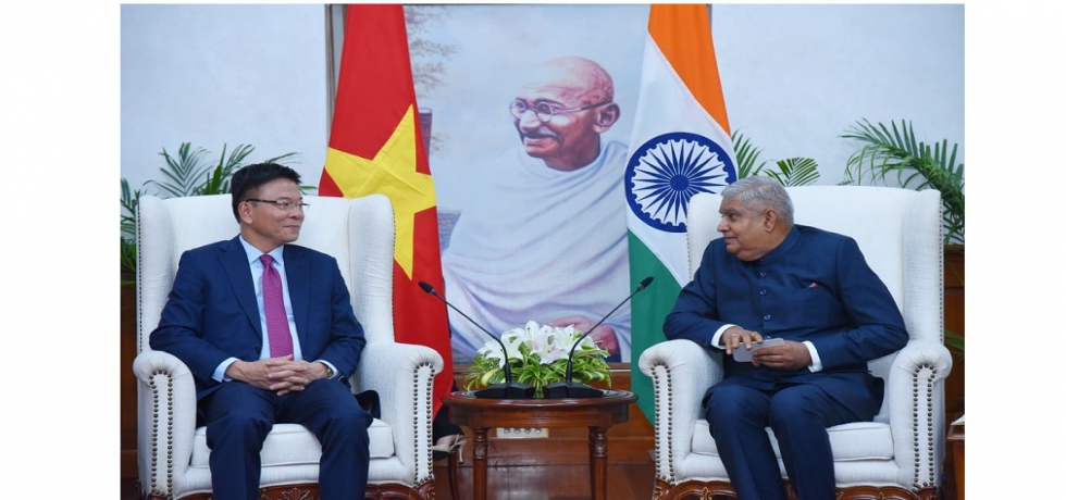 Vietnam's Minister of Justice Mr. Nguyen Thanh Long met Indian Vice President Mr. Jagdeep Dhankhar on 3 July 2023